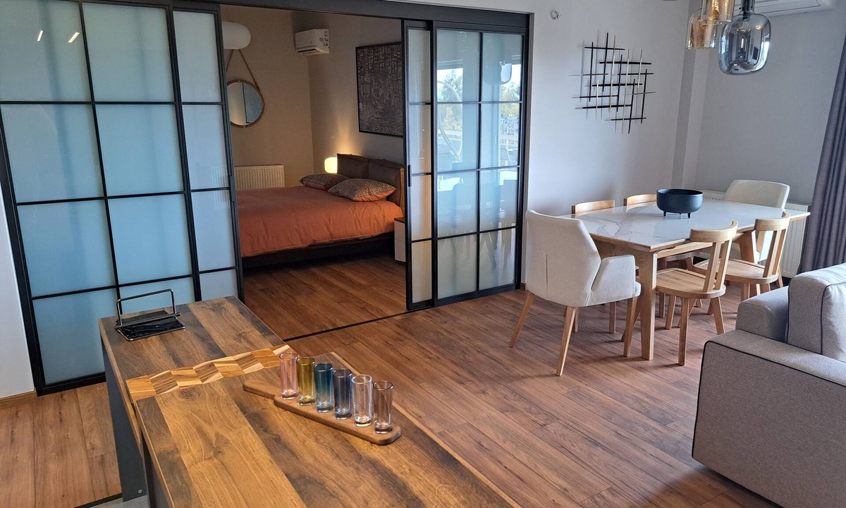 Glyfada Apartment | Modern apartment in the heart of Glyfada