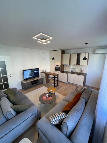 Matiçan Apartment | Modern Apartment in the Center of the City