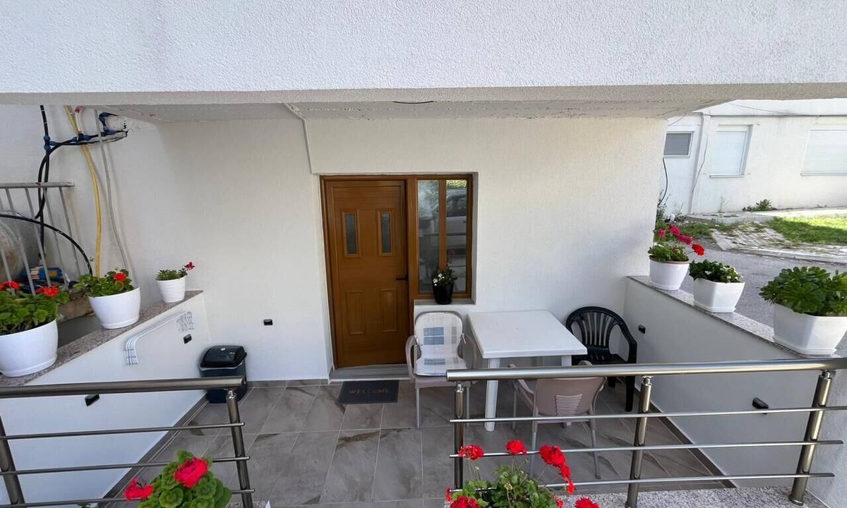 Ksamil Apartment | Modern Oasis 3-Min Walk to Ksamil Beach Balcony & Free Parking