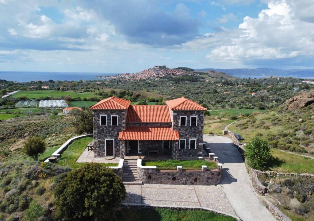 Mithimna Villa | Molivos Castleview Luxury Villa with private parking