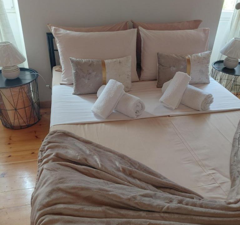 Methoni Apartment | Mona Home