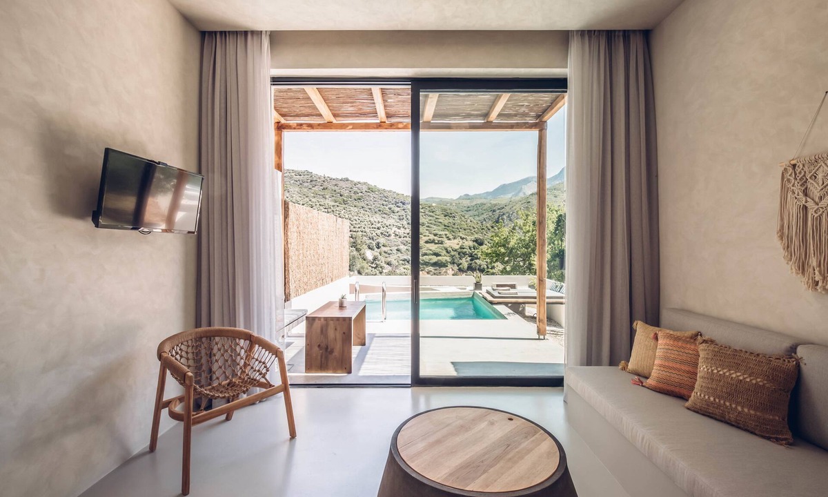 Moni Hotel | Monastery Estate Mountain Retreat
