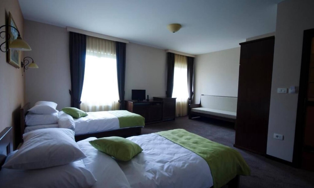 Cetinje Hotel | Monte Rosa
