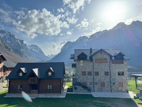Vusanje Hotel | Moonlight House