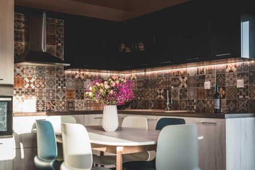 Makry Gialos Apartment | Morfeas Collection