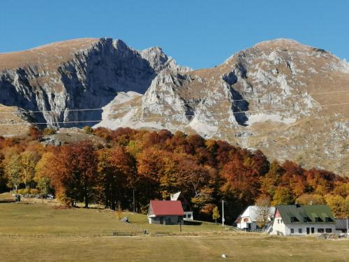 Virak Apartment | Mountain village