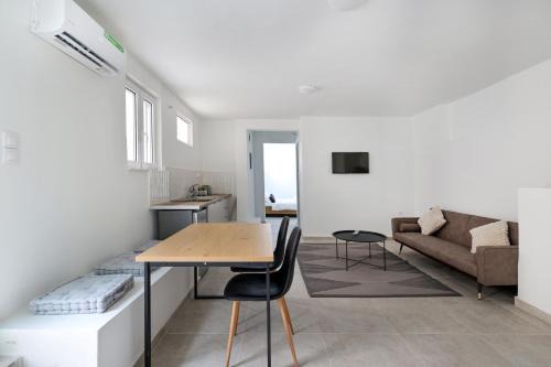 Agia Marina Apartment | Muse Studios & Apartments