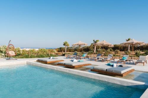 Kalafatis Hotel | Myconian Crown Suites by Mr and Mrs White