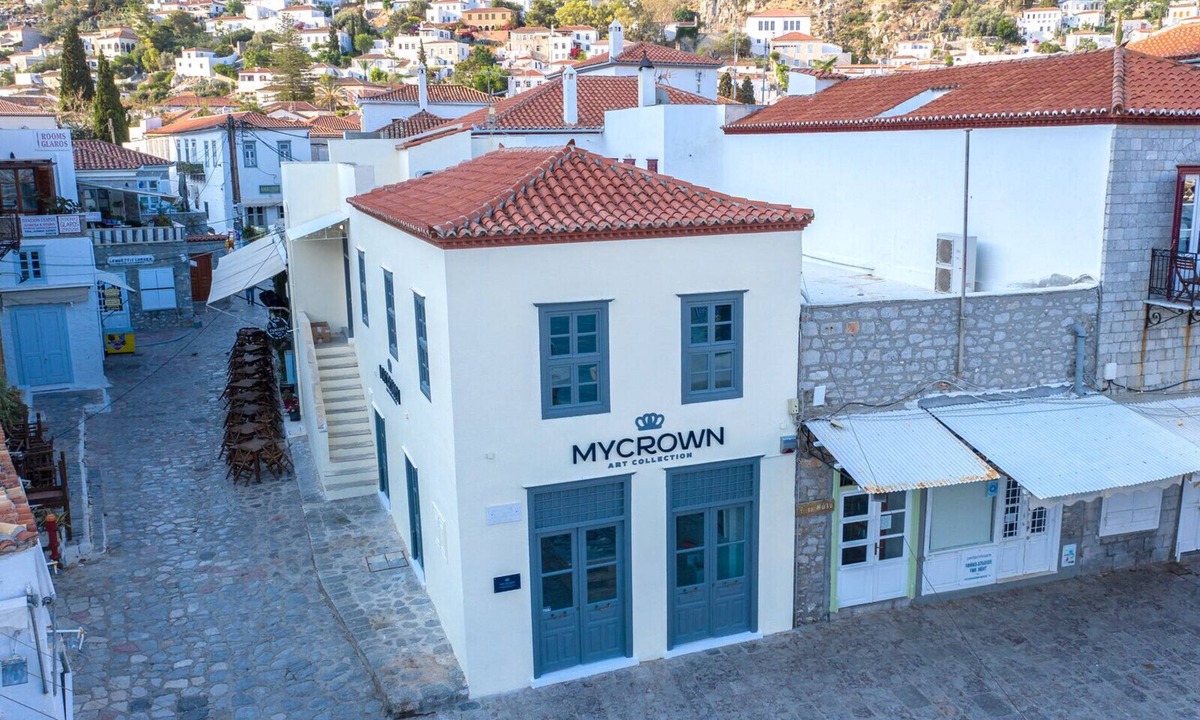 idhra Apartment | MyCrown Suite, Luxurious, sea view at port of Hydra