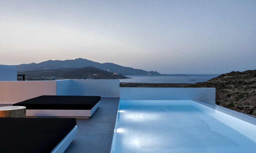 Ftelia House | Mykonos Ftelia Black Villa 3