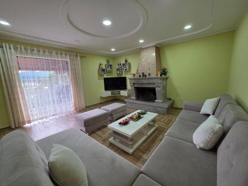 Sakës Apartment | N'Gegaj Villa