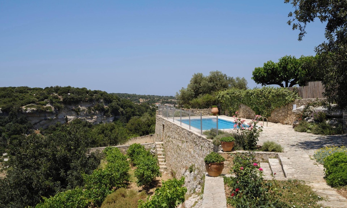Archea Eleftherna Villa | Nature’s Peaceful Villa: Pool,BBQ, Fragrant Garden