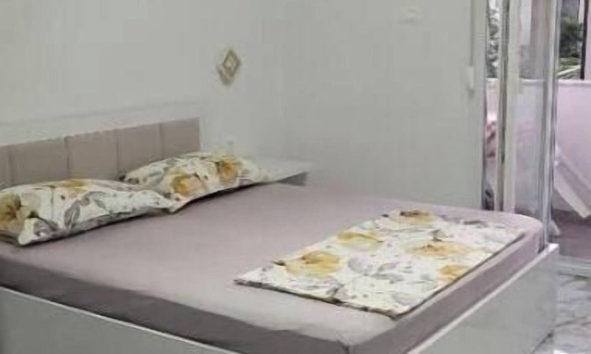 Durres House | NEAR Guest House: Double Room with Park View