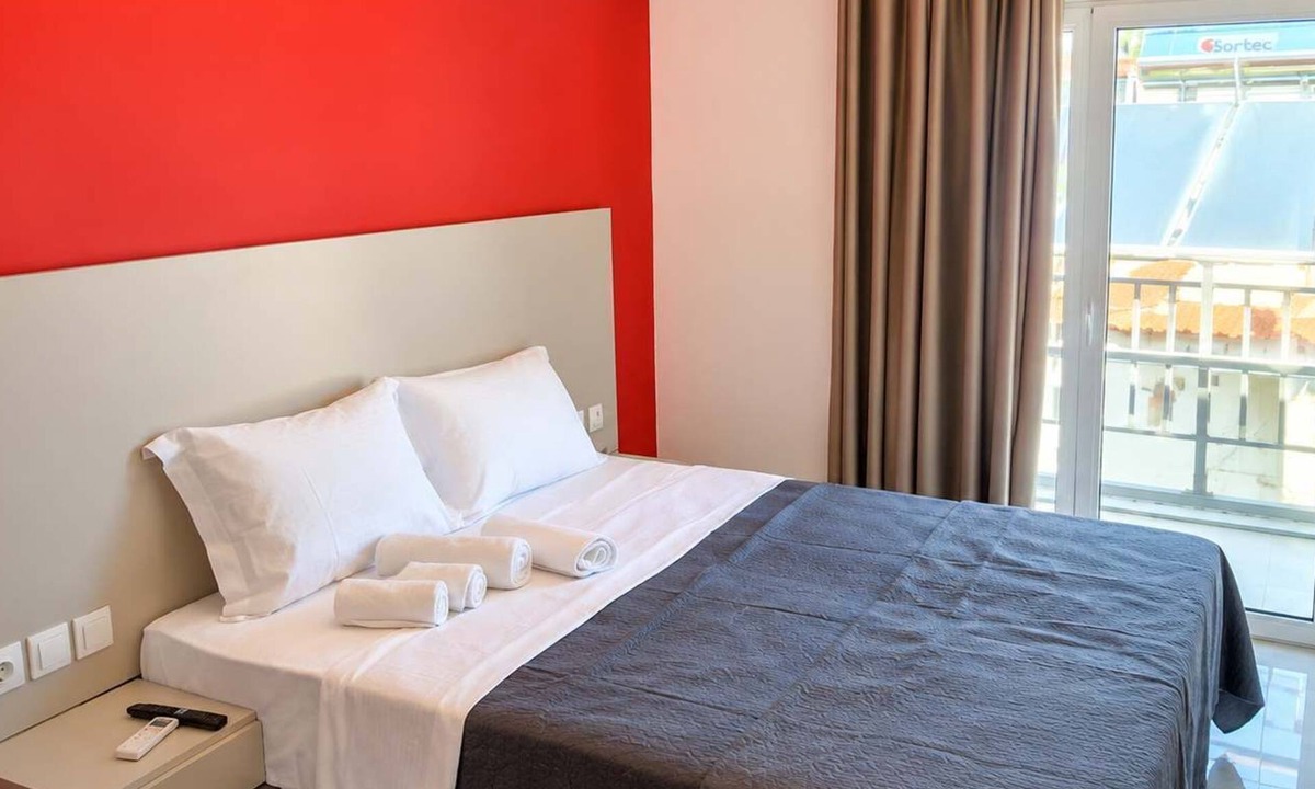 Sarti Condo | New Horizon Sarti - Double Room with Balcony G1