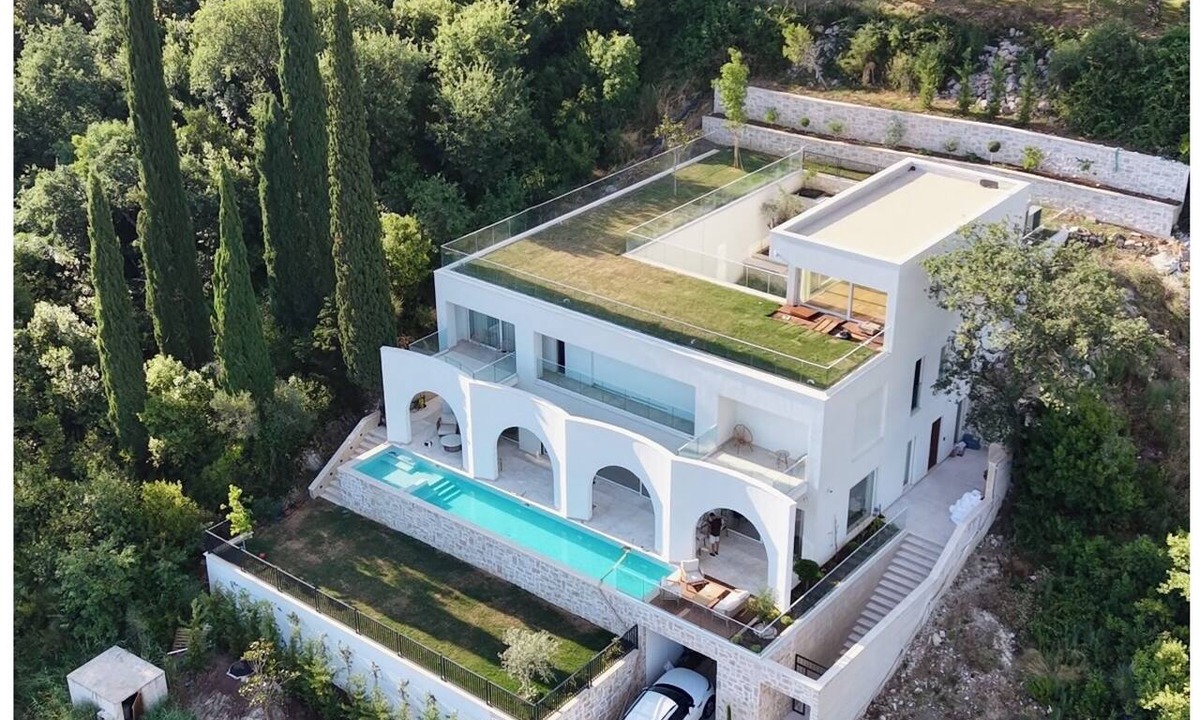 Tomicici House | New Modern Villa: Pool, BBQ, Sea View & Movie Room