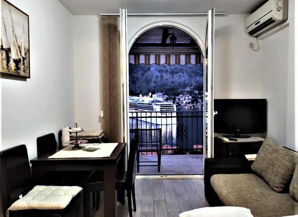 Muo Apartment | NEW STUDIO MUO