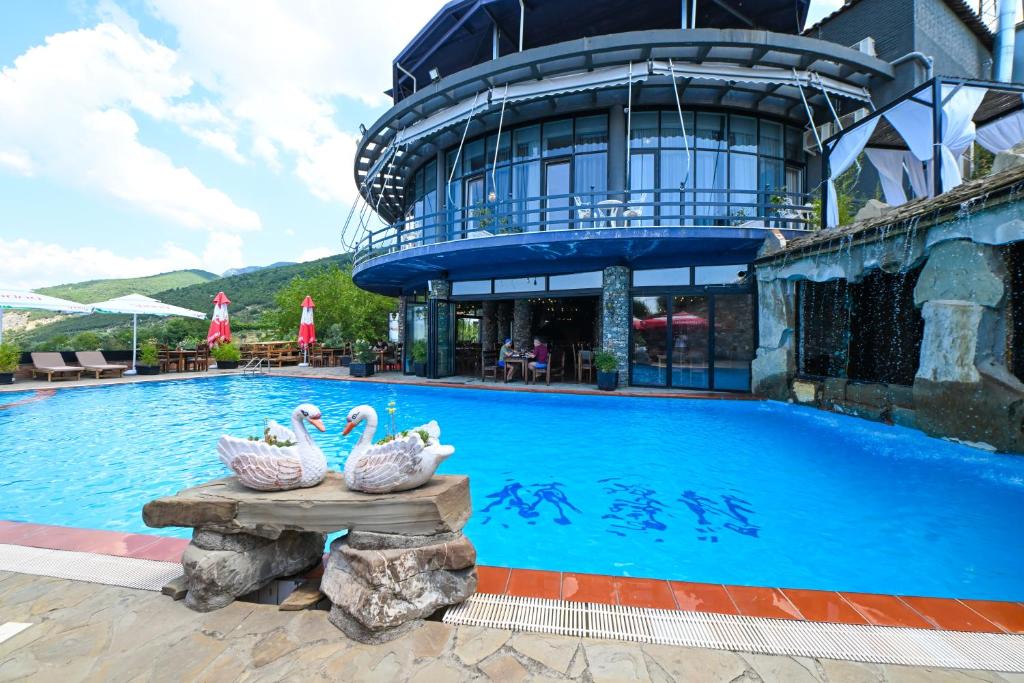 Dajt Hotel | New York G Hotel Dajt Tirana
