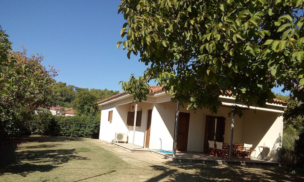 Archaia Olympia Cottage | Nice Villa with garden in Ancient Olympia, Greece