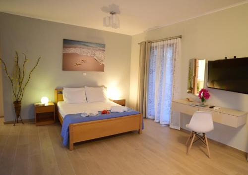 Vlachopoulatika Apartment | Nicole Apartments by PaxosRetreats
