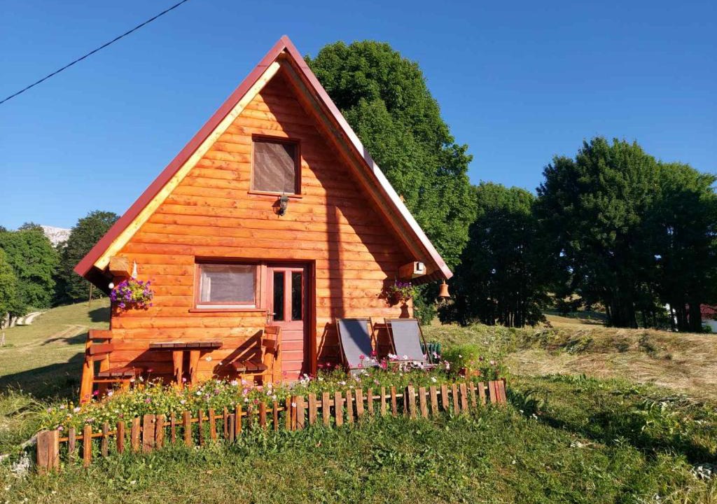 Virak House | Nikitovic house