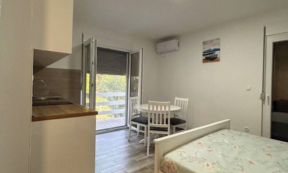 Zgrade Apartment | NNL Apartment 2