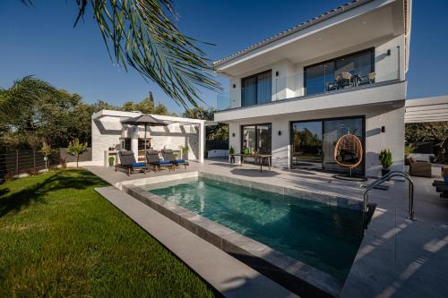 Neromilos Villa | Noka Luxury Seaview Villa