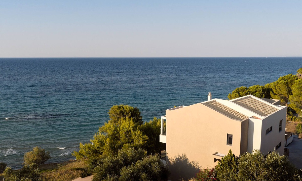 Alikanas Villa | Nomia Villa, with Pool, Gym & Walk to the Beach