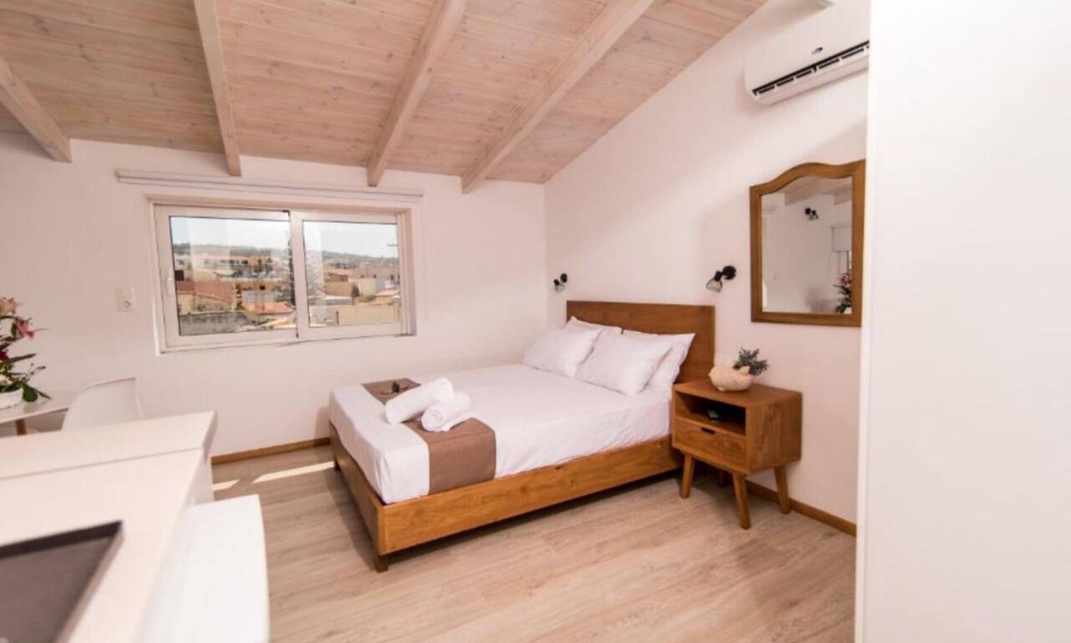 Old Town Rethymnon Apartment | Nonna Irene | LUIGI by CVR