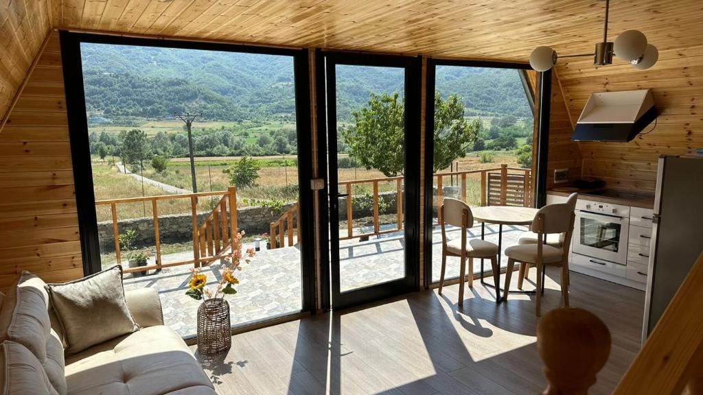 Sinje Ski Chalet | Nora's Chalet