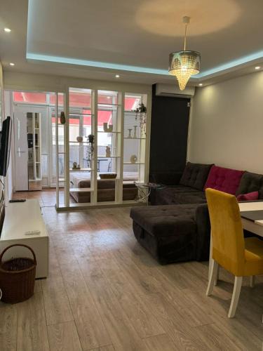 Dubovica Apartment | Nora's Nest Central Budva