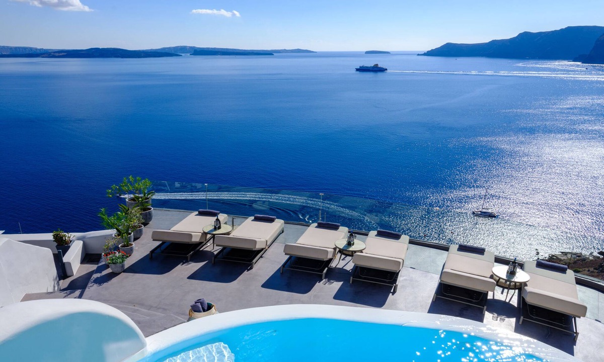 Oia Hotel | Nostos Apartments
