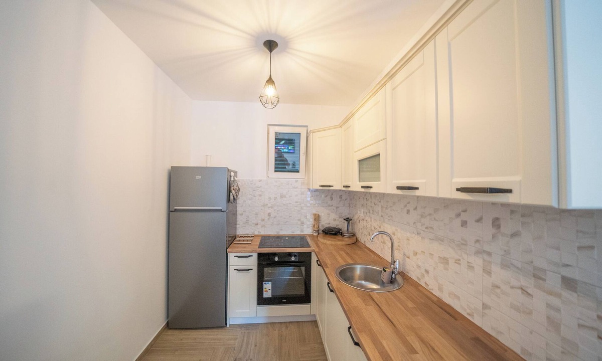 Risan Condo | Novi luksuzni apartman u Risnu 70m od mora, besplatan prking,Perast udaljen 3km.