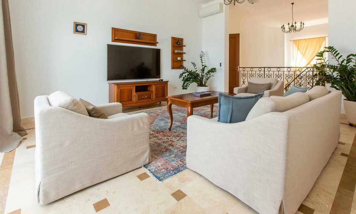 Kuljace Villa | Oak Leaf Residence Villa 3