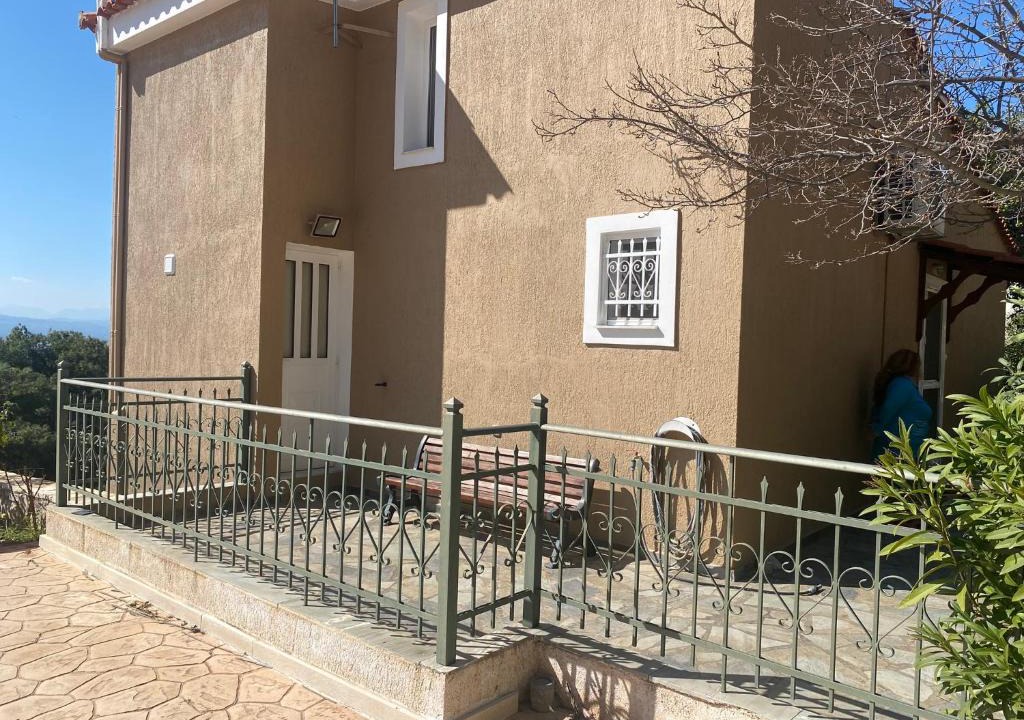 Loutraki Villa | Oasis Escape Villa Loutraki