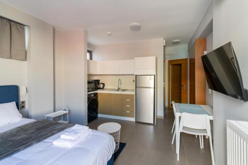 Zavlani Apartment | Odeio UpTown urban stay studio