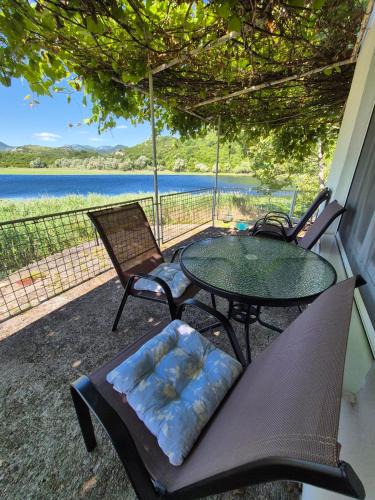 Karuc Apartment | Old Fisherman House, Skadar lake