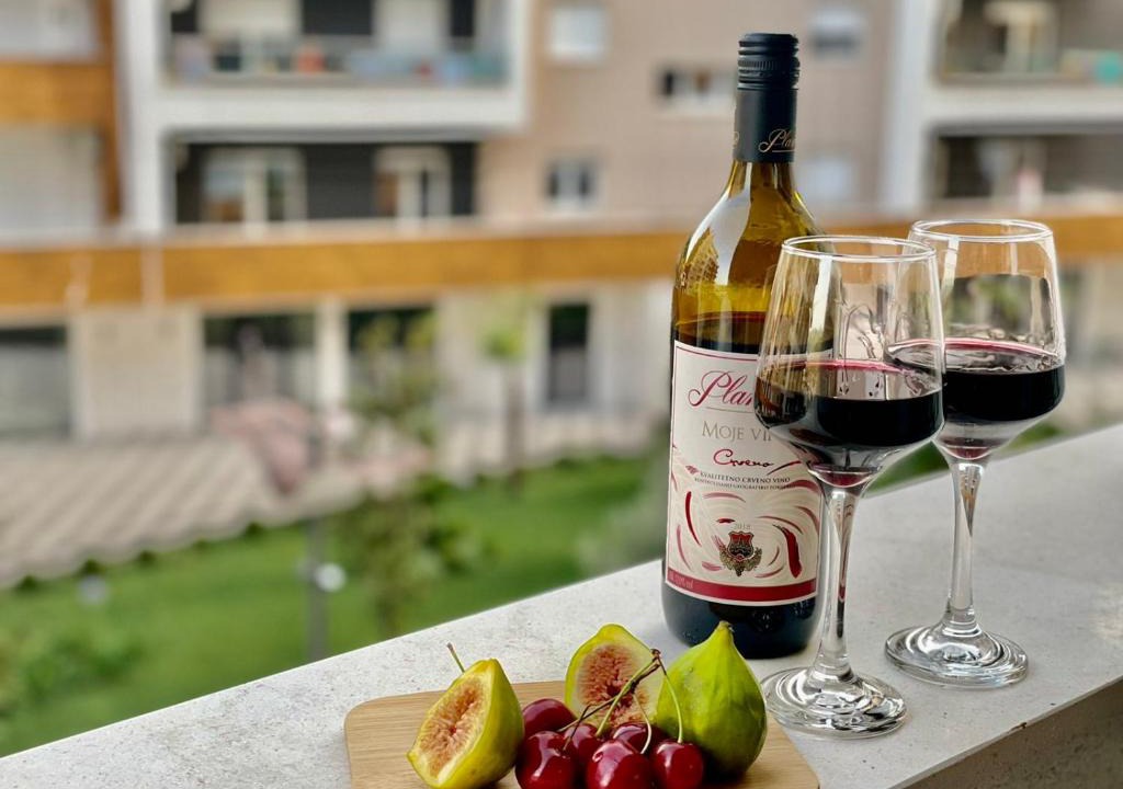 Golubovina Apartment | Olive Square Apartment Budva