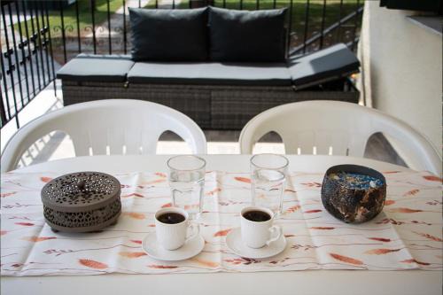 Nea Iraklia Apartment | Olivemare Holidays