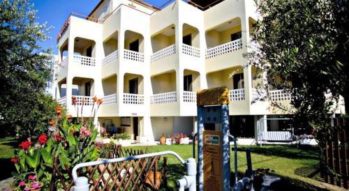 Mavrovouni Apartment | olivensun apartment 4