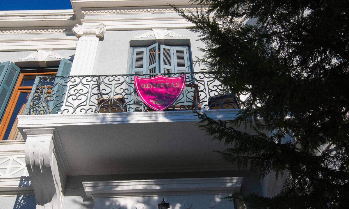 Mytilene Apartment | Olympias Mansion Triple Room w Balcony 105 Artemis