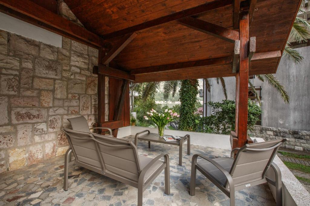 Orahovac Apartment | Orahovac holiday home