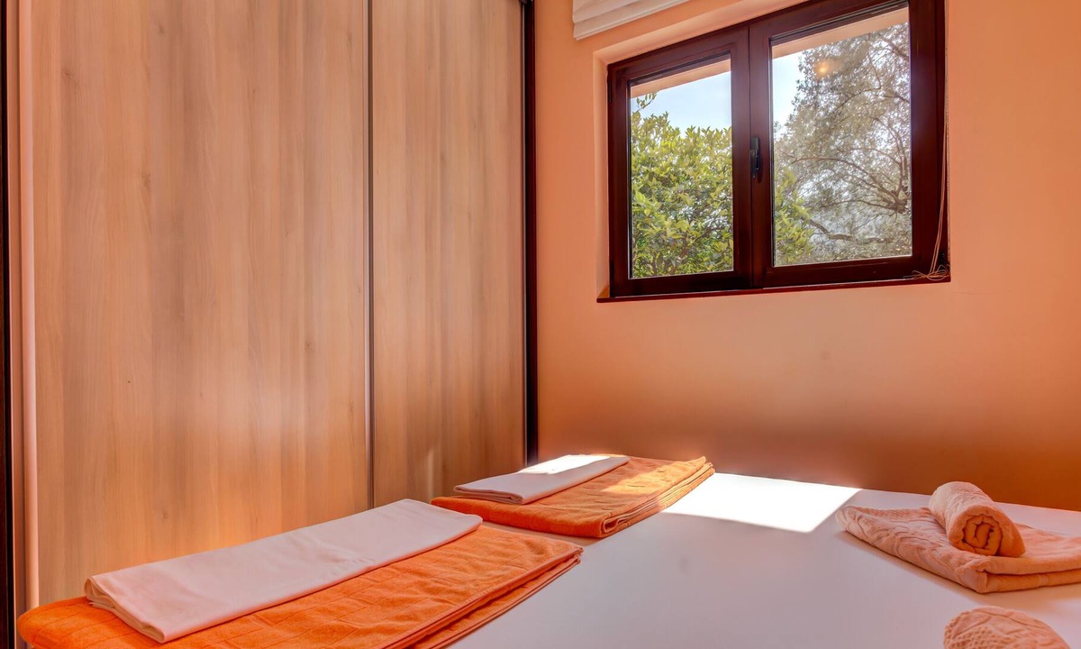 Dobrota Apartment | Orange Dream Apartment