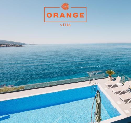Bar Villa | Orange Villa - 7 Bedrooms - 5 Star Location - Views - Pool