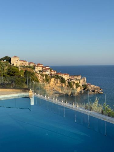 Ulcinj Apartment | Ornament Liman - Infinity Pool with Old Town View Apartments