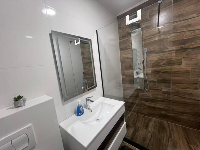 Mitrovicë Apartment | Packi Apartments
