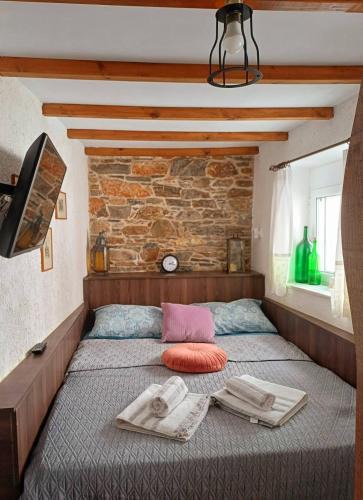 Paleokastro House | Palaiokastro Rustic Stone Villa