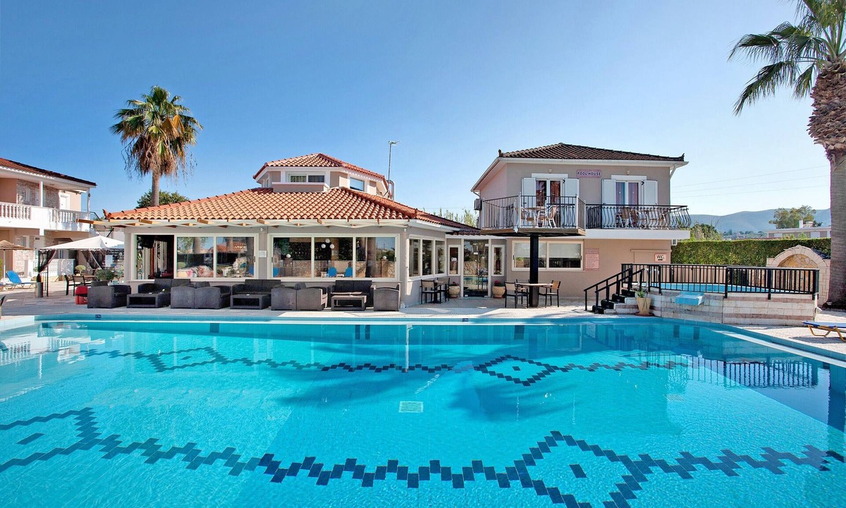 Agrilia Apartment | Paradise Zante Standard Studio 3 with Shared Pool & Wi-Fi