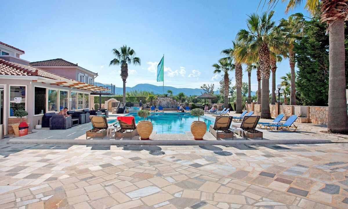 Agrilia Apartment | Paradise Zante Superior Studio 5 with Shared Pool & Wi-Fi