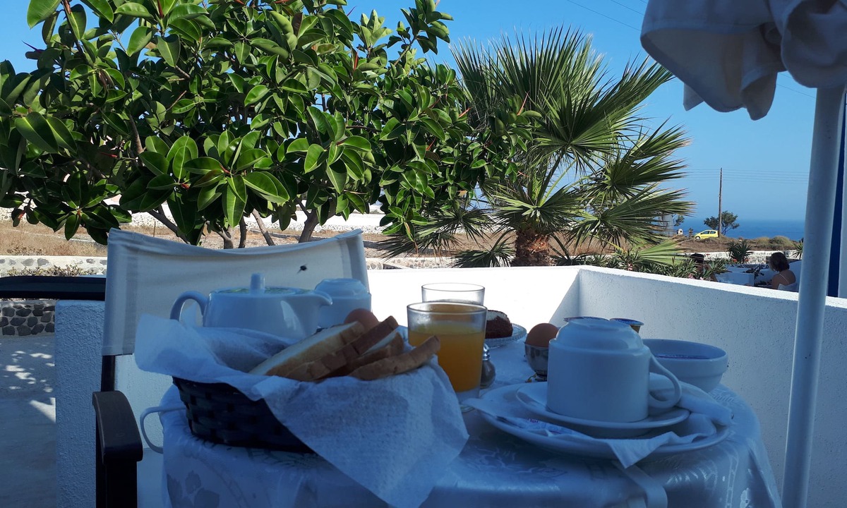Oia Hotel | Paradisos Oia