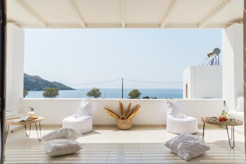 Skala Apartment | Patmos Sunshine Houses - Quiet Stay, 5-min Walk to Skala Square